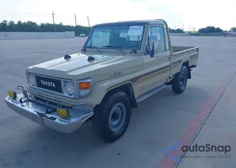 1985 Toyota Land Cruiser z USA, uszkodzony, nr VIN FJ750021795